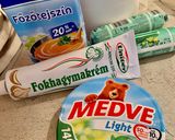 Tejszínes-fokhagymás-sajtos csirkemell recept fázis 1 fotója