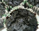 Foto langkah ke 4 dari resep Brownis kukus oreo.
