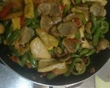Foto langkah ke 5 dari resep Tumis Buncis Bakso Tahu Saus Tiram.