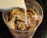 A picture of step 3 of Brownies Puddings with Vla Vanilla.