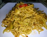 Foto langkah ke 5 dari resep Tumis labu mie goreng.