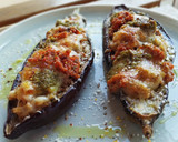 Foto del paso 7 de la receta: Berenjenas rellenas de carne de canelón con tomate y pesto