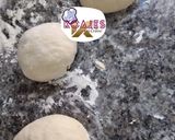 A picture of step 1 of Sesame burger buns.
