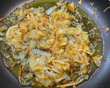 Foto del paso 2 de la receta: Ensalada de queso de cabra y cebolla caramelizada