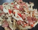 很多蔬菜的培根義大利麵的食譜步驟4照片