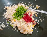 Foto langkah ke 3 dari resep Nasi Goreng Buncis Telur Keju.