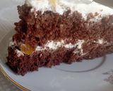 Foto del passaggio 2 della ricetta Torta al cacao noci, pesche e panna
