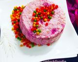 A picture of step 4 of Strawberry 🍓 flavour bread 🍞 pudding.