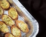 Foto langkah ke 4 dari resep Garlic Bread ala Pizzah*t.