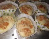 Foto langkah ke 7 dari resep Roti ala pizza.