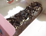 Foto langkah ke 5 dari resep Black Forest Roll Cake.