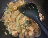 Foto langkah ke 4 dari resep Udang Saus Mentega.