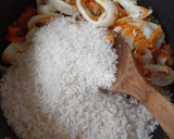 Foto del paso 1 de la receta: Arroz con calamares