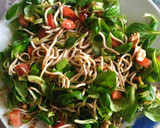 Foto del paso 10 de la receta: Ensalada de canónigos, anguriñas, aguacate y tomate