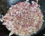 A picture of step 3 of Onion Capsicum Masala.