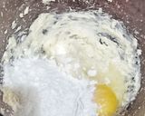 Foto langkah ke 4 dari resep Cream Cheese Marble Brownies.