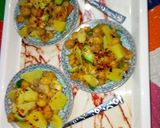 A picture of step 4 of Alu chaat.