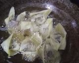 A picture of step 7 of Chicken wontons.