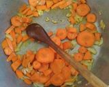 Foto del paso 1 de la receta: Sopita de verduras 🥔🌰🥕🍲