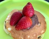Hình bước làm 3 của món Nutella Strawberry Pancake