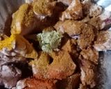 A picture of step 2 of Spicy chicken curry.