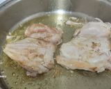 Foto del paso 1 de la receta: Contramuslos de pollo a la sidra