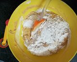 A picture of step 4 of Pumpkin cupcakes.