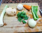 Foto del paso 1 de la receta: Sopa de verduras en sopera