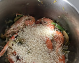 Foto del paso 4 de la receta: Arroz caldoso con marisco 🍤 y verduras