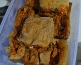 Foto langkah ke 4 dari resep Tahu Isi Sosis Pedas.