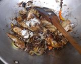 Foto langkah ke 6 dari resep Ayam Gongso Khas Semarang.