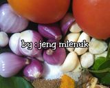 Foto langkah ke 1 dari resep Ikan salem bumbu kuah santan.