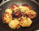A picture of step 6 of Eggplant Parmigiana.