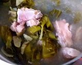 รูปขั้นตอนการทำที่ 3 ของ ไก่ต้มผักกาดดอง