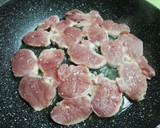 Foto del paso 1 de la receta: Medallones de solomillo con patatas gajo horneadas