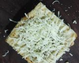 A picture of step 3 of Chesse chocolate sandwitch.