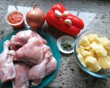 Foto del paso 1 de la receta: Estofado de pollo🍗🍅🌶