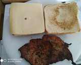 Foto del paso 2 de la receta: Sándwich de filetes adobados de lomo a la plancha con queso