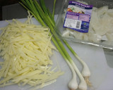 Foto del paso 1 de la receta: Revuelto de bacalao y patatas fritas
