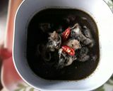 Foto langkah ke 5 dari resep Cumi Masak Hitam.