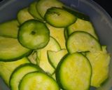 Foto del paso 2 de la receta: Zapallito revuelto con pollo salteado