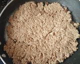 A picture of step 4 of Dates halwa.