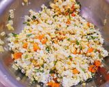Hình bước làm 2 của món Chả giò bắp