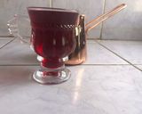 A picture of step 2 of Hibiscus garlic tea.