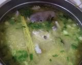 Foto langkah ke 5 dari resep Soto Ceker Surabaya with Sambal Rebus.
