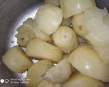 A picture of step 1 of વડા પાંઉ.
