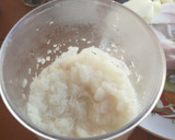 Foto del paso 2 de la receta: Caldo con mollejas de pollo y patata