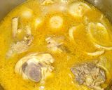 Foto langkah ke 4 dari resep Kare ayam sosis bumbu instan.