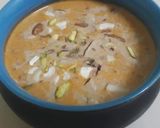 A picture of step 1 of Gajar rabdi.