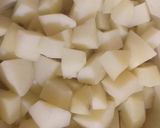 Foto del paso 12 de la receta: "Lomo de cerdo al pimiento" en una cama de espárragos y puré
